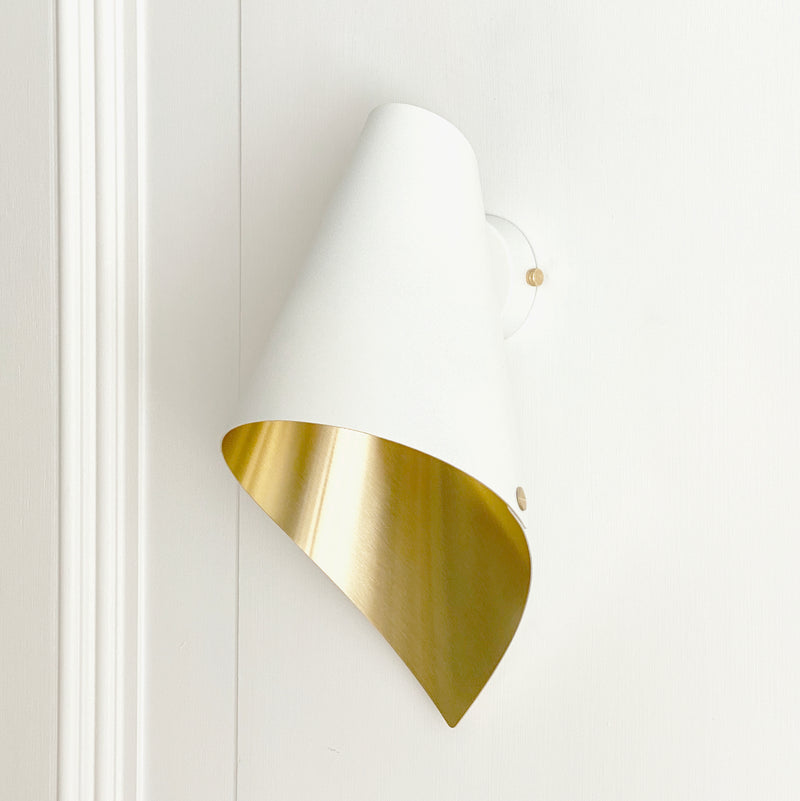 'ARC' WALL LIGHT IN BRUSHED BRASS & WHITE